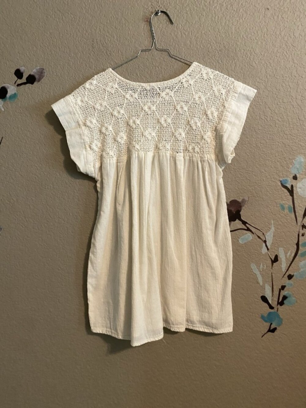 Relaxed Gauzy Boho Babydoll Lace Yolk Cap Sleeve Top S